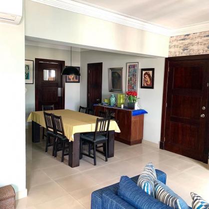 Vendo  en Gazcue de 3  habitaciones 170mts2 con 2 parqueos en 220 mil dolares