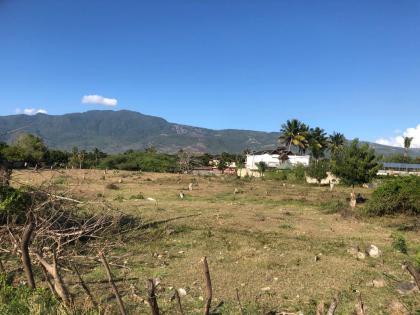 VENDO 24,250 mts.2  en La Autopista Santiago–Navarrete, PROX. A LA CIRCUNVALACION