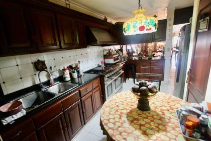 VENDO PENTHOUSE EN EVARISTO MORALES