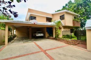 VENDO CASA SOALR EN ARROYO HONDO VIEJO